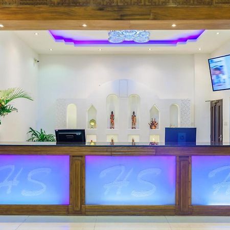 Hotel Sapphire Mombasa Exterior photo